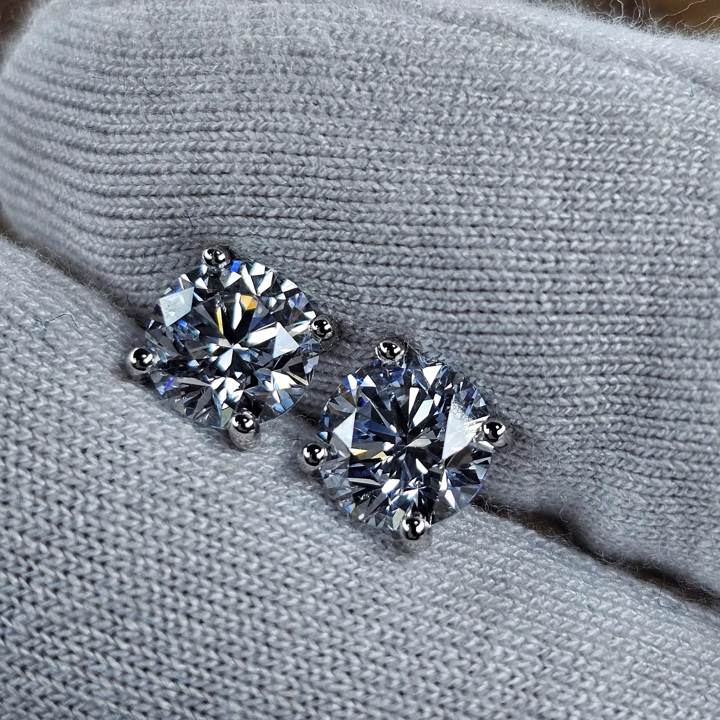 עגילים דגם ספיר | 0.5 - 2 קראט