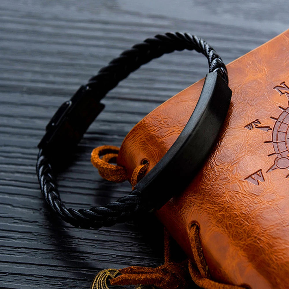 צמיד שחור מט - עור איטלקי